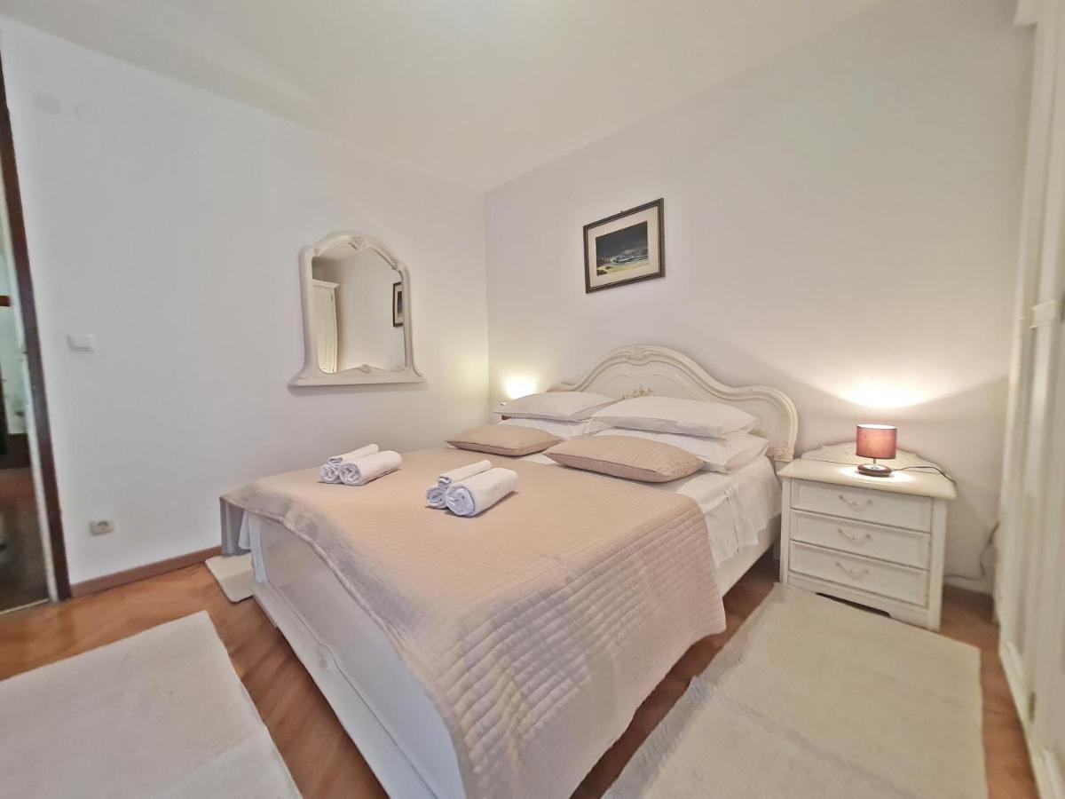 Apartment Nina Marie II Split Exteriör bild